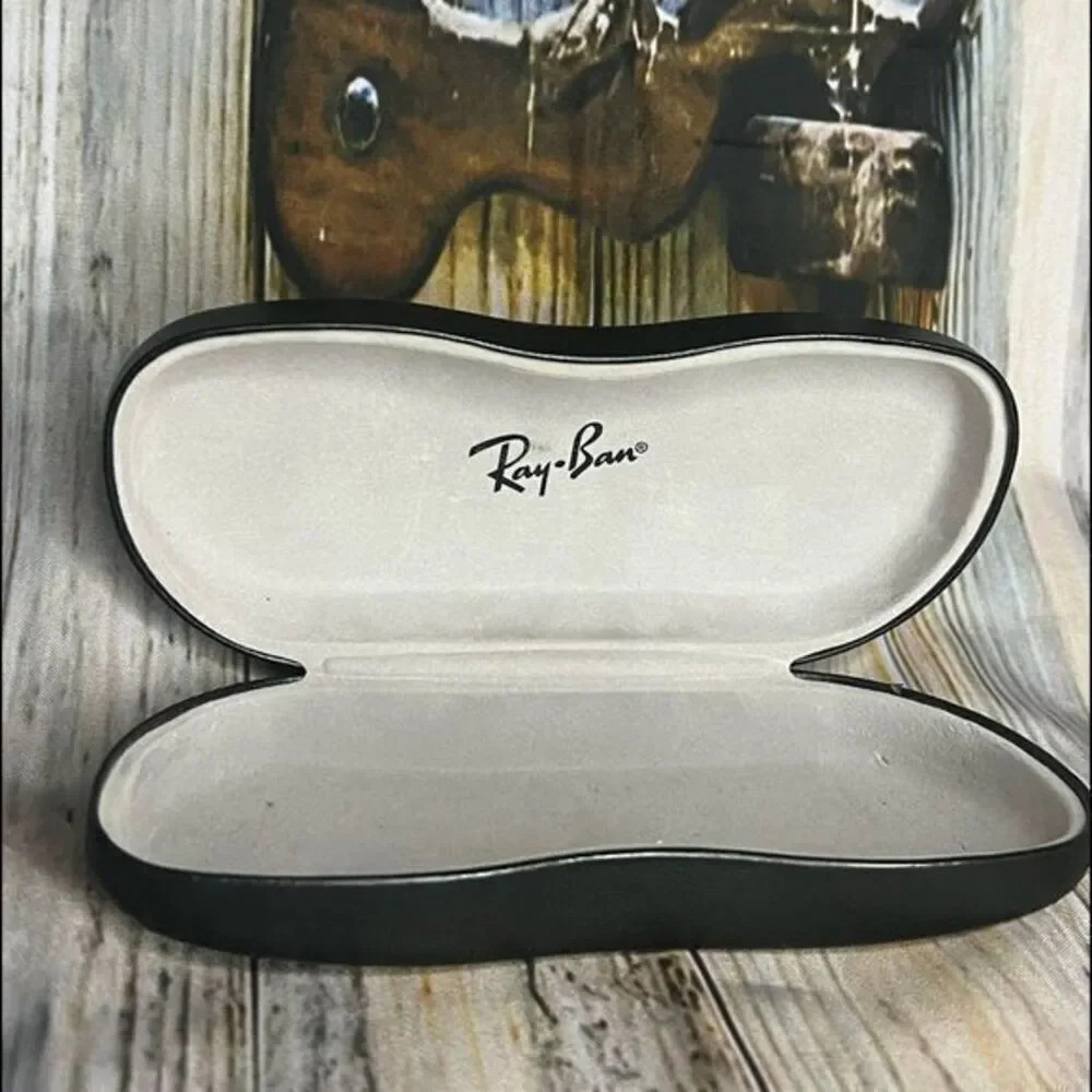 Ray-Ban Glass Case Black #SP3